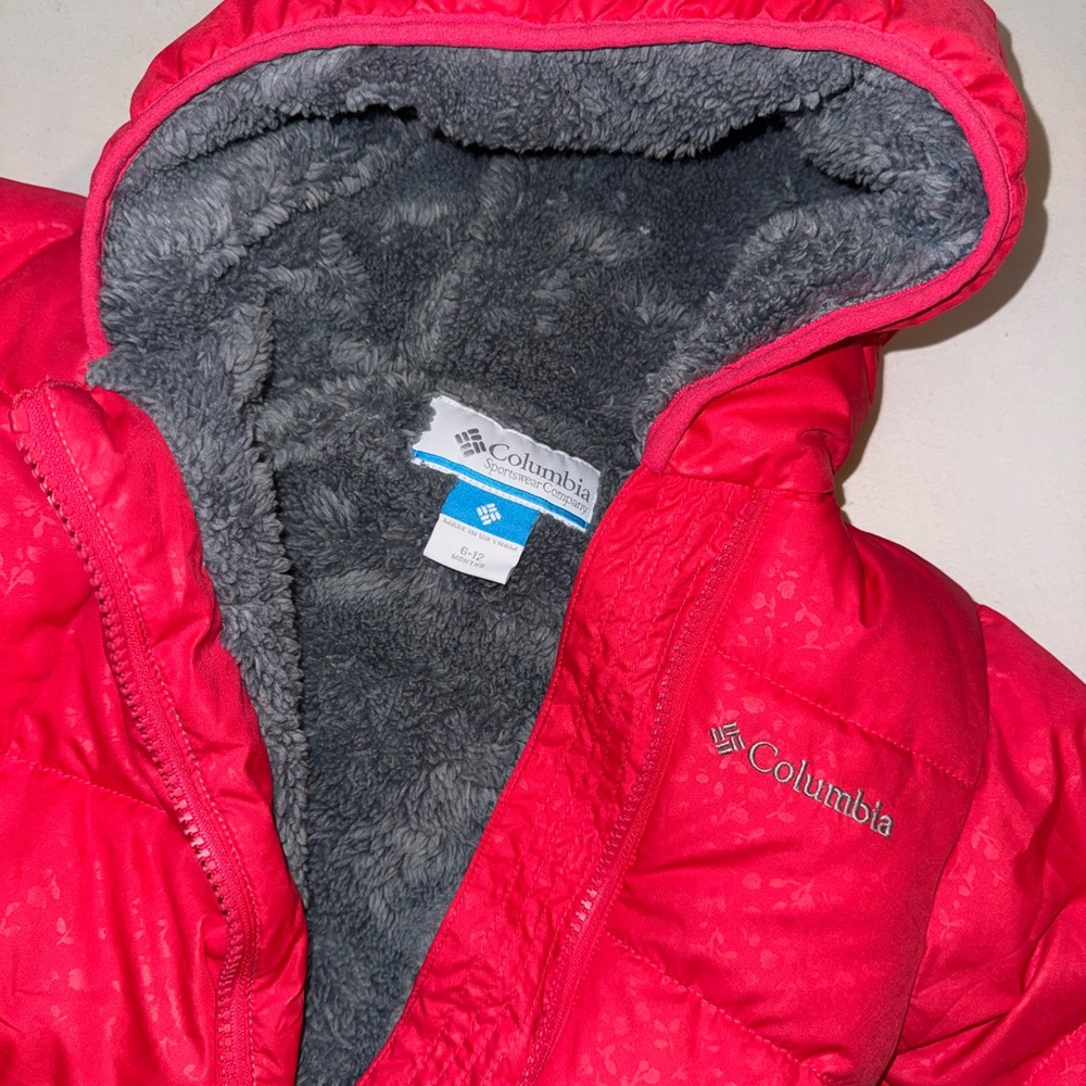 Columbia Puffer with Charcoal Lining